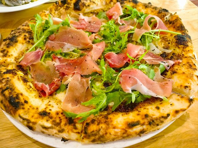 welke soort salami op pizza,Welke Soort Salami Op Pizza?